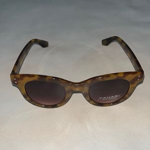 Tahari Women sunglasses